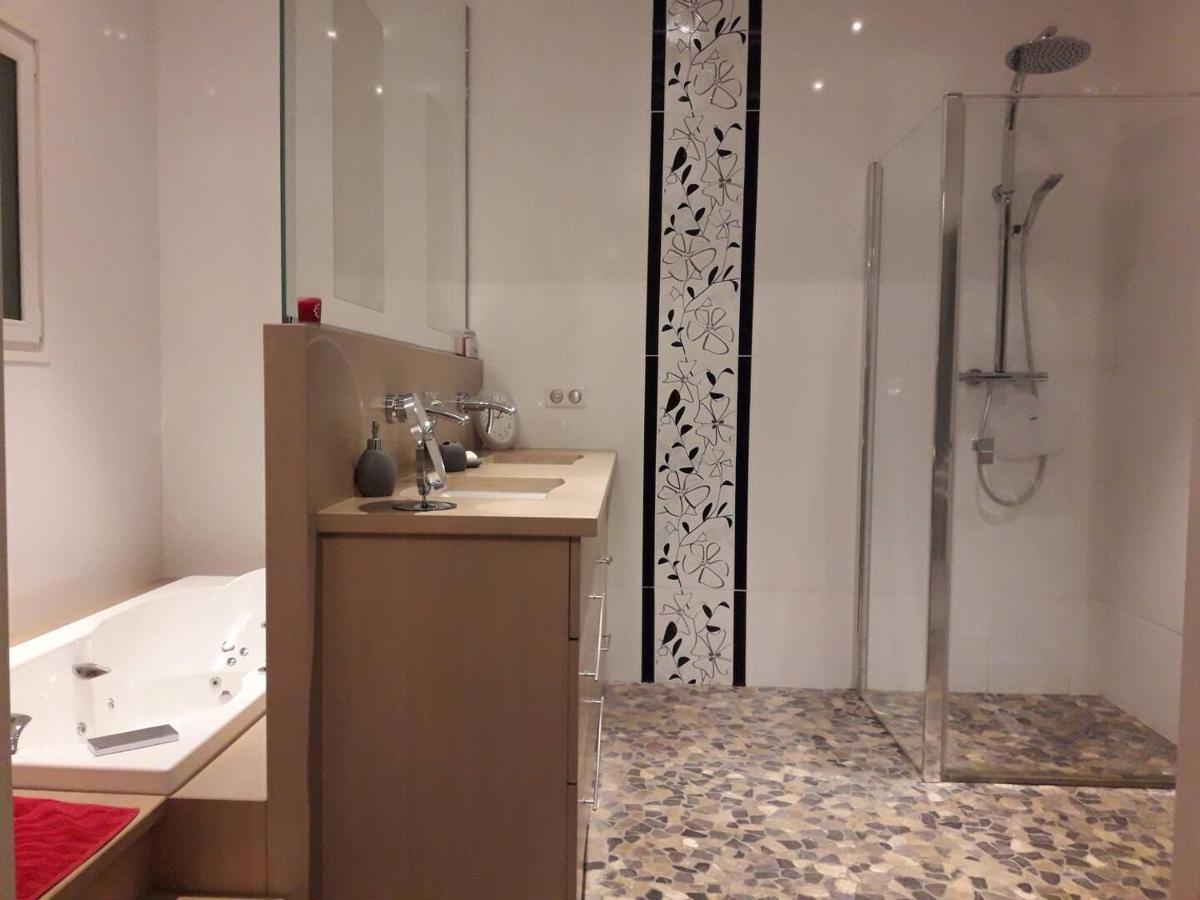 170 M² Entre Lyon Et St Etienne Villa Saint-Martin-la-Plaine Kültér fotó